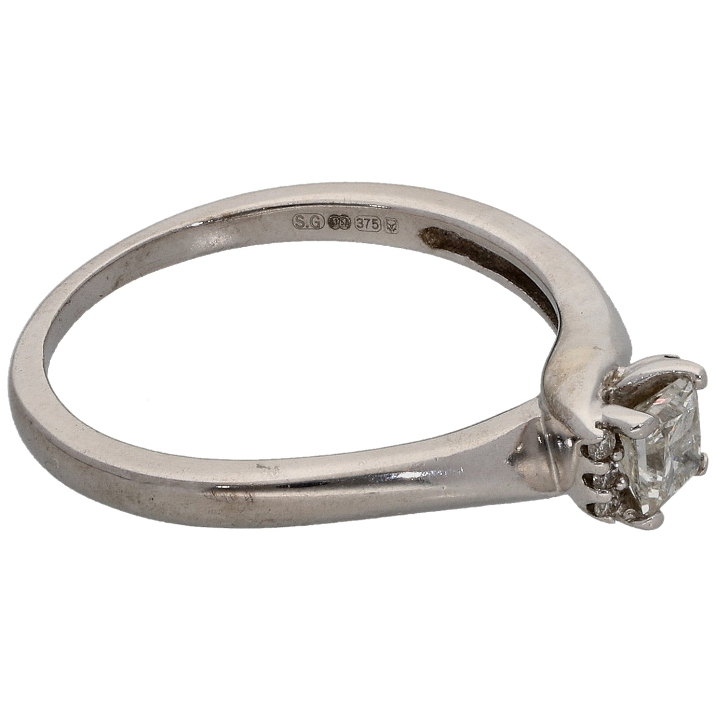9ct White Gold 0.25ct Diamond Solitaire Ring With Accent Stones Size L