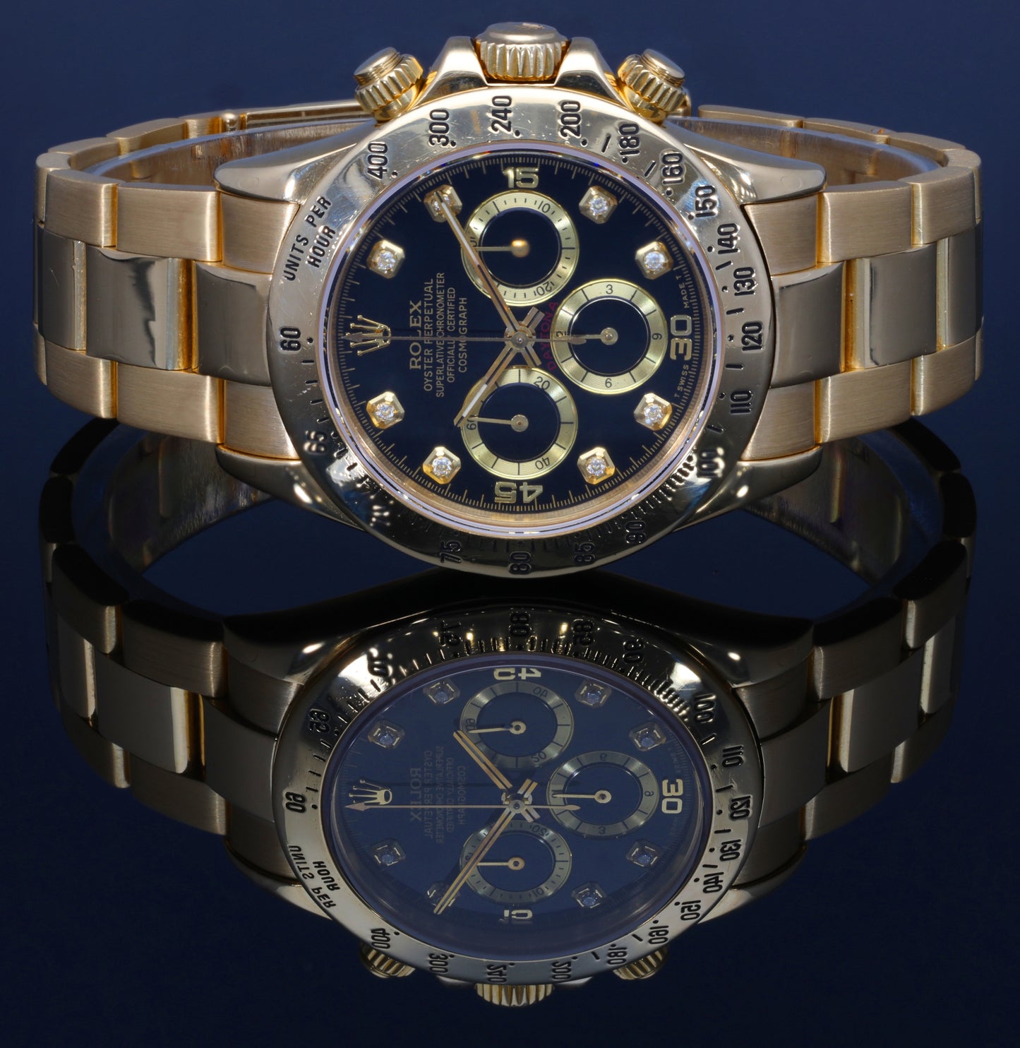 Rolex Daytona 16528 40mm Gold Watch