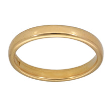 Load image into Gallery viewer, 22ct Gold Plain Wedding Ring Size Q
