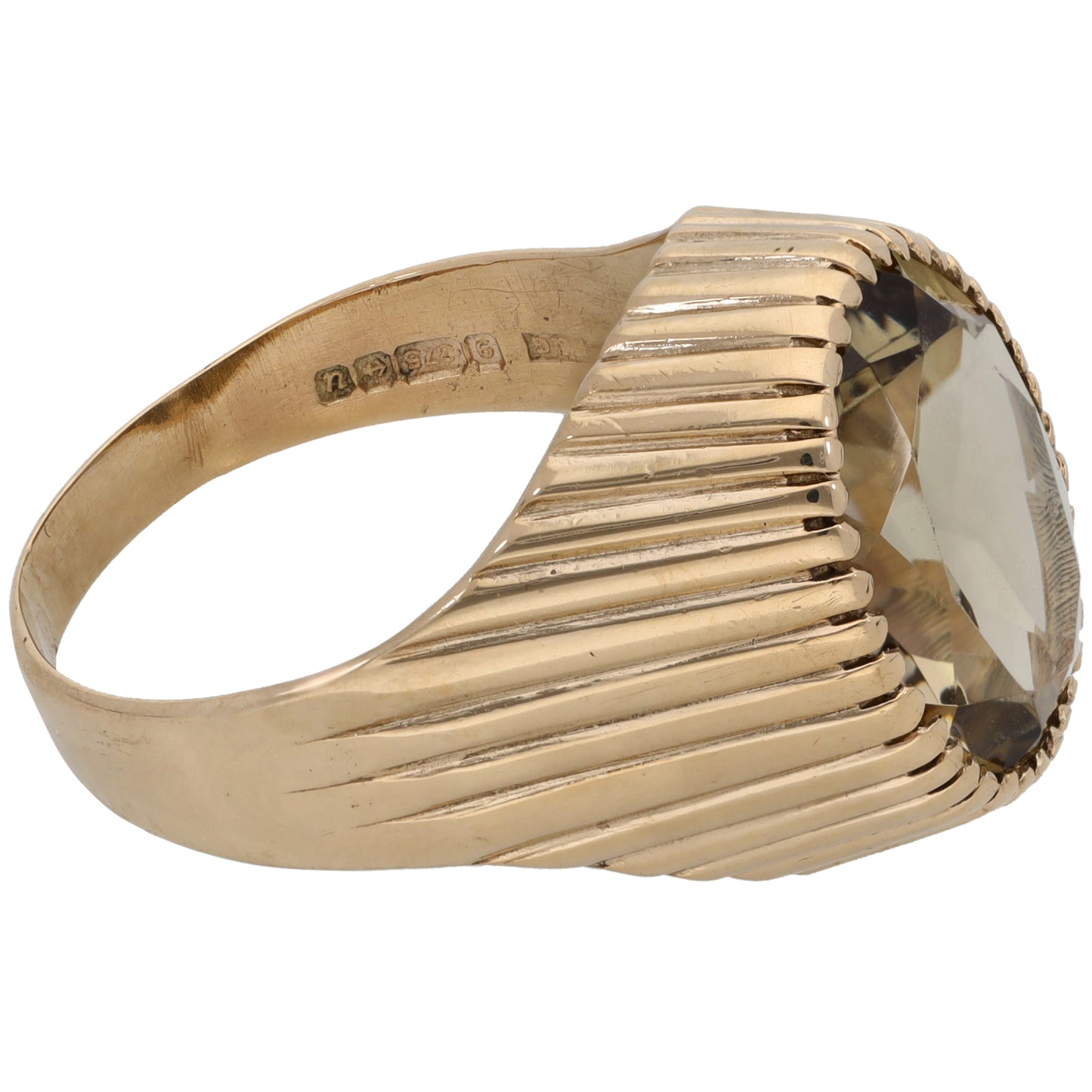 9ct Gold Quartz Patterned Signet Ring Size V